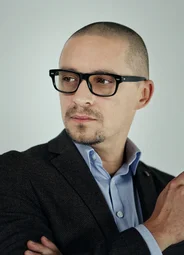 Михаил Колпахчиев