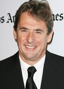 Тим Беван (Tim Bevan)