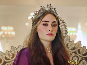Эсра Бильгич