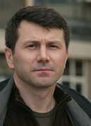Сонер Акалын