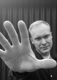 Нил Стеренберг
