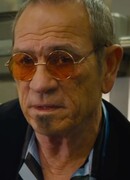 Макс Адамс