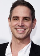 Грег Берланти (Greg Berlanti)