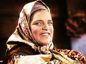 Елена Максимова