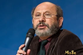 Александр Мелкумов