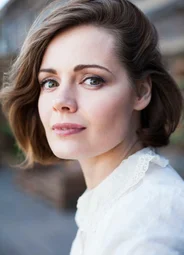 Анна Миклош