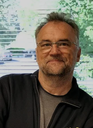 Художник Оливер Шолль 02.08.21