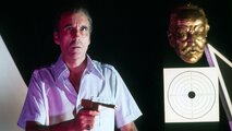Человек с золотым пистолетом