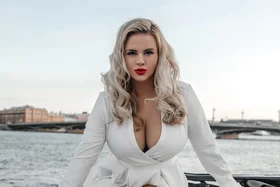 Анна Семенович