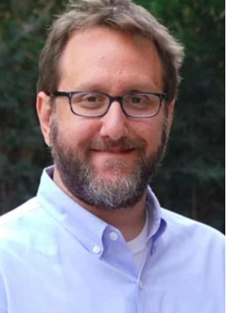 Сценарист Джош Сигал 07.08.22