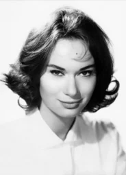 Леа Массари