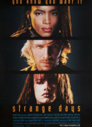 Странные дни