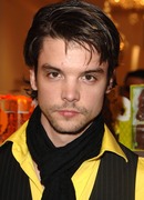 Эндрю Ли Поттс (Andrew Lee Potts)
