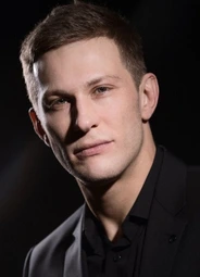 Павел Чинарев