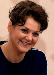 Анна Уколова