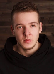 Артем Сучков
