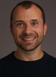 Александр Якин