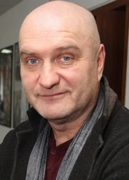 Александр Балуев