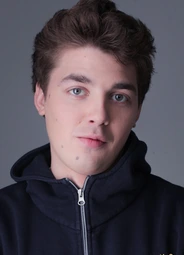 Никита Санаев