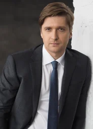 Дмитрий Пчела