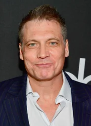 Холт МакКэллани