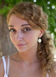 Юлия Маврина