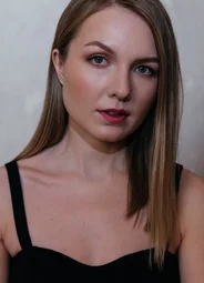 Анна Енжаева