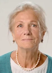 Нина Славнова