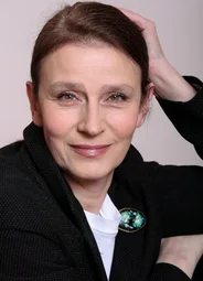 Елена Сафонова