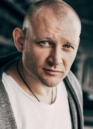 Андрей Фролов