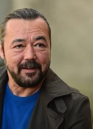 Энгин Бенли