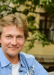 Максим Меркулов