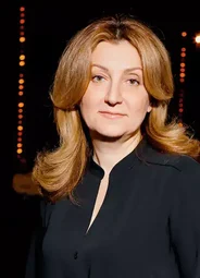 Нелли Яралова