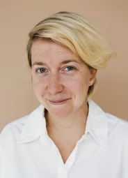 Алёна Бутылкина
