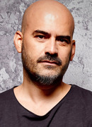 Тойгар Ишыклы (Toygar Isikli: Toygar Işıklı)