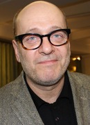 Денис Евстигнеев (Denis Yevstigneyev: Евстигнеев Денис Евгеньевич)