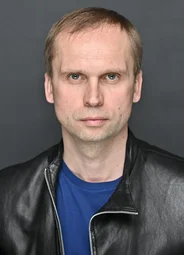 Денис Мотков