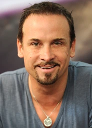 Колин Каннингэм