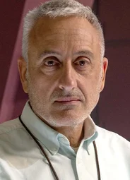 Дэниэл Миндел