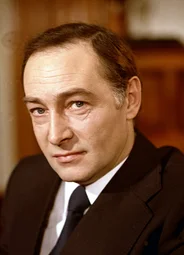 Вячеслав Тихонов