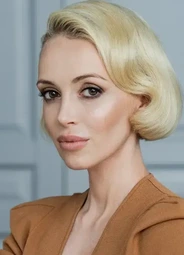 Алёна Акимова