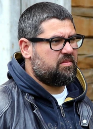 Карен Захаров