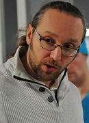 Максим Литвинов