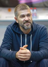 Александр Васильев