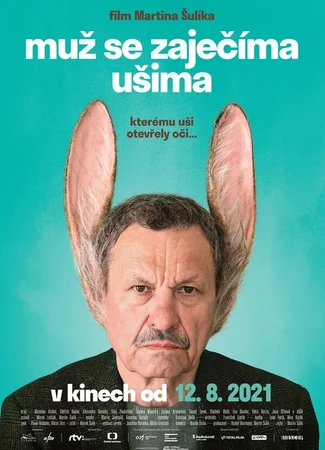 Мужчина с заячьими ушами