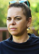 Зейнеп Гюнай Тан (Zeynep Gunay Tan: Zeynep Günay Tan)