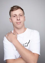 Данил Люмерц