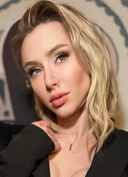 Лорен МакНайт