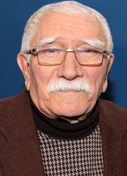 Армен Джигарханян