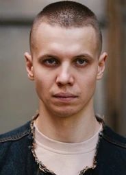 Антон Артемьев